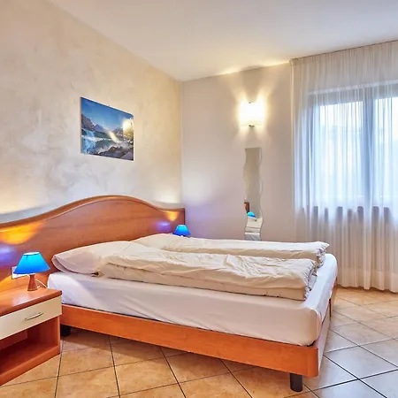 Апартаменты La Perla Мальчезине